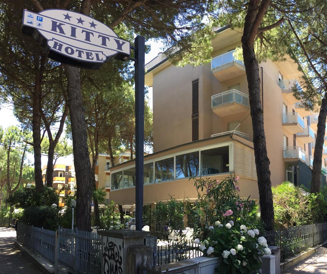 Hotel Kitty Milano Marittima Exterior photo